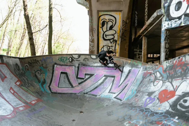 The Long Game: What Japanese Trick Progression Teaches American Skaters About Time
