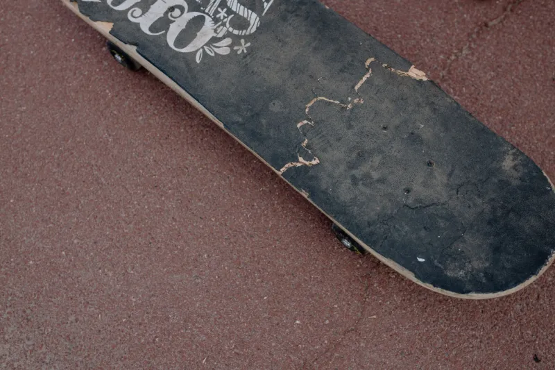 Splinter Theory: What Japanese Skaters Actually Learn When a Board Snaps Under Their Feet