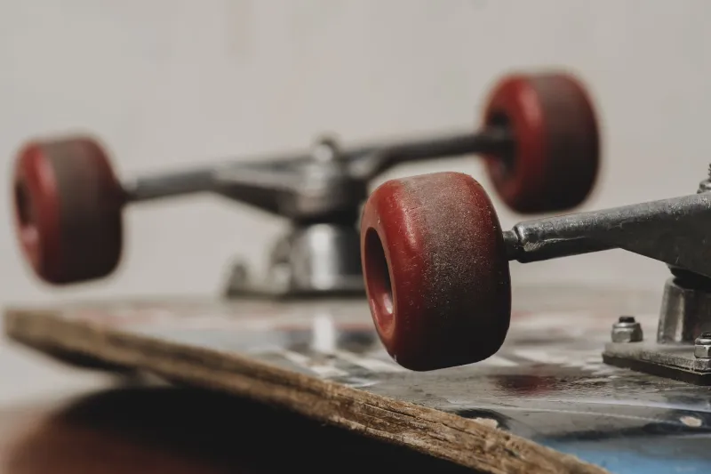 Stop Buying Your Way Through Plateaus: The Japanese Skater's Financial Edge